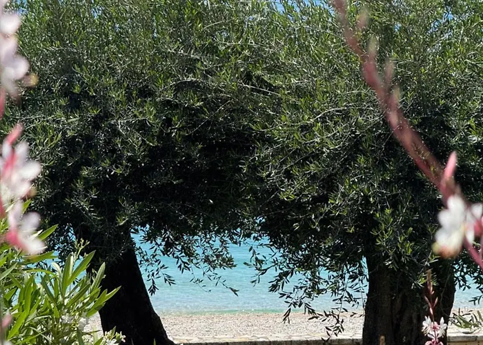 Nissaki Bay *