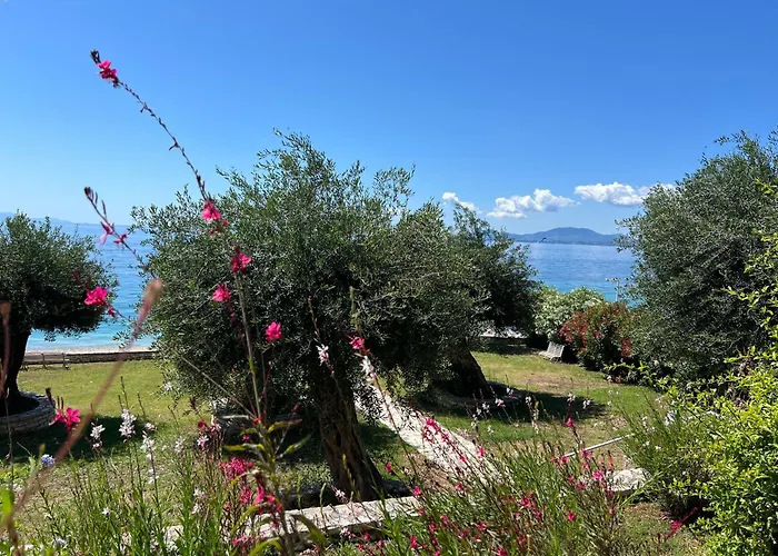 Nissaki Bay Katávolos