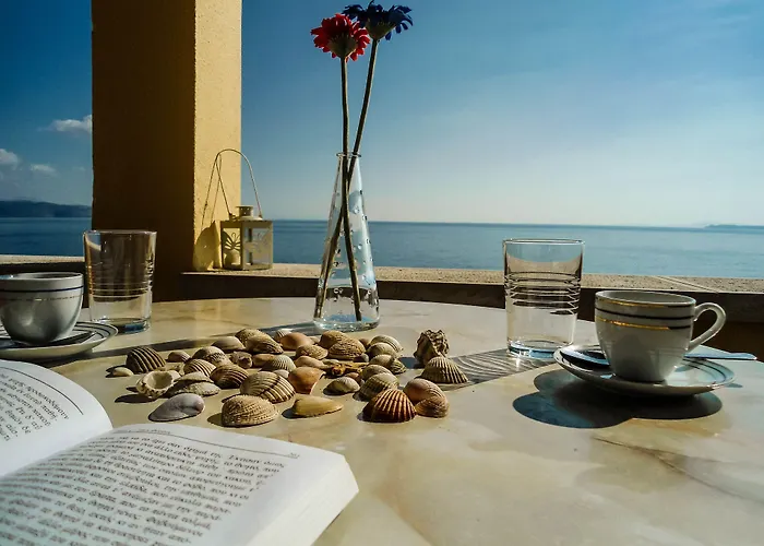 Nissaki Bay Katávolos