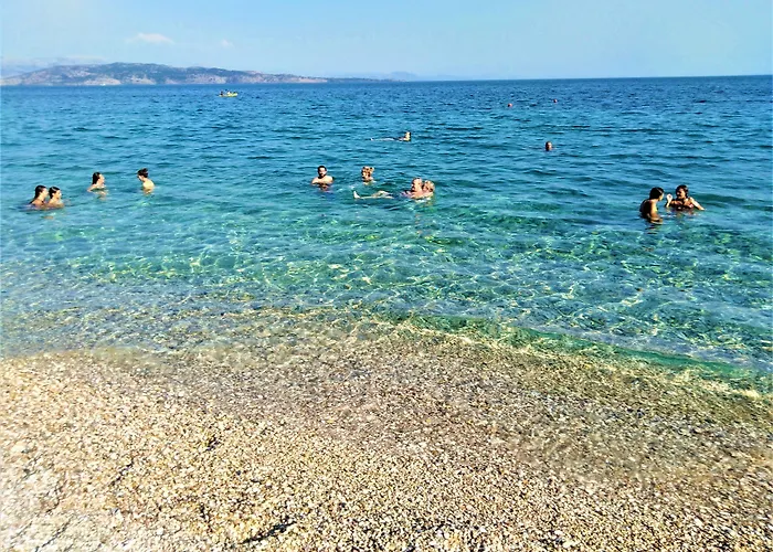 Nissaki Bay * Katávolos