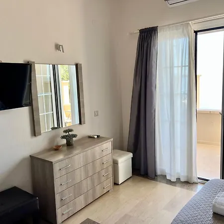 Nissaki Bay Apartmán *